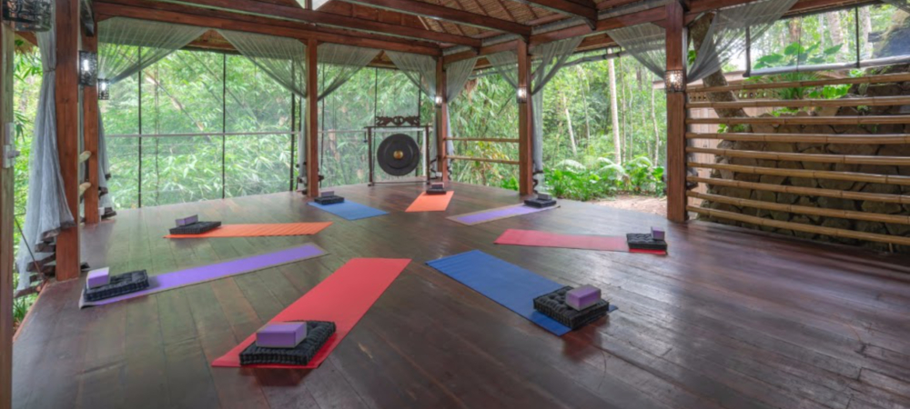 Bali-Yoga-Retreat-Yoga-108-Bali-Retreat-Ubud-Hypnosis-Slider7